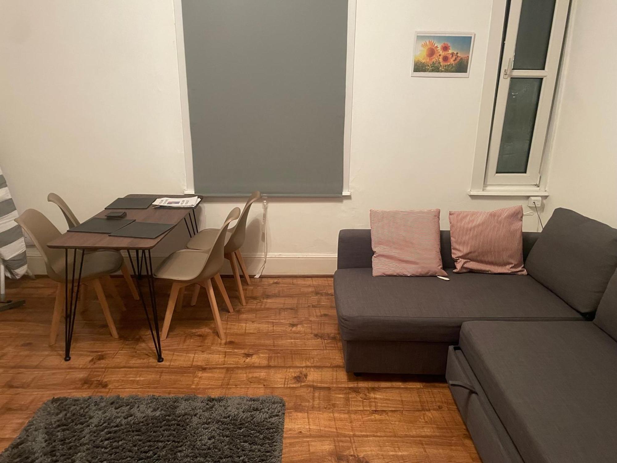 Luxury 1-Bed Apartment With Stunning City Views Perfect For Short Stays In Londýn Exteriér fotografie